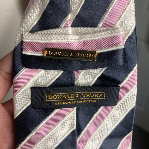 Donald Trump Signature collection neck tie - Picture 6 of 7
